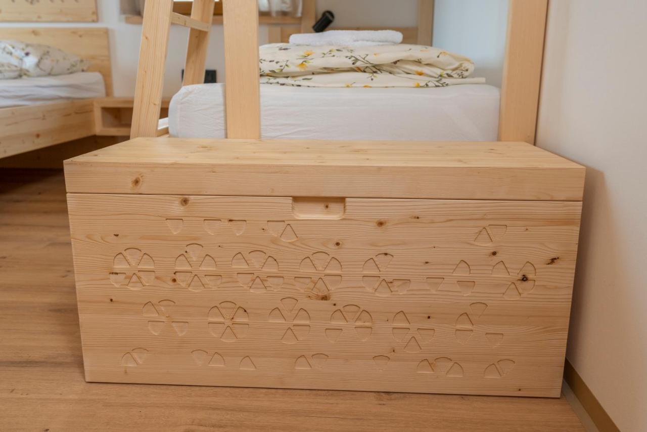 Planinska Koca Na Uskovnici Hotell Srednja Vas v Bohinju Exteriör bild