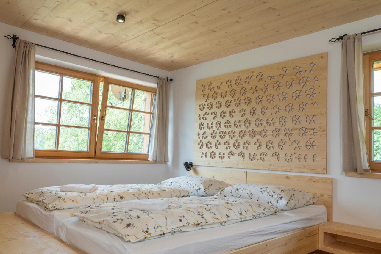 Planinska Koca Na Uskovnici Hotell Srednja Vas v Bohinju Exteriör bild