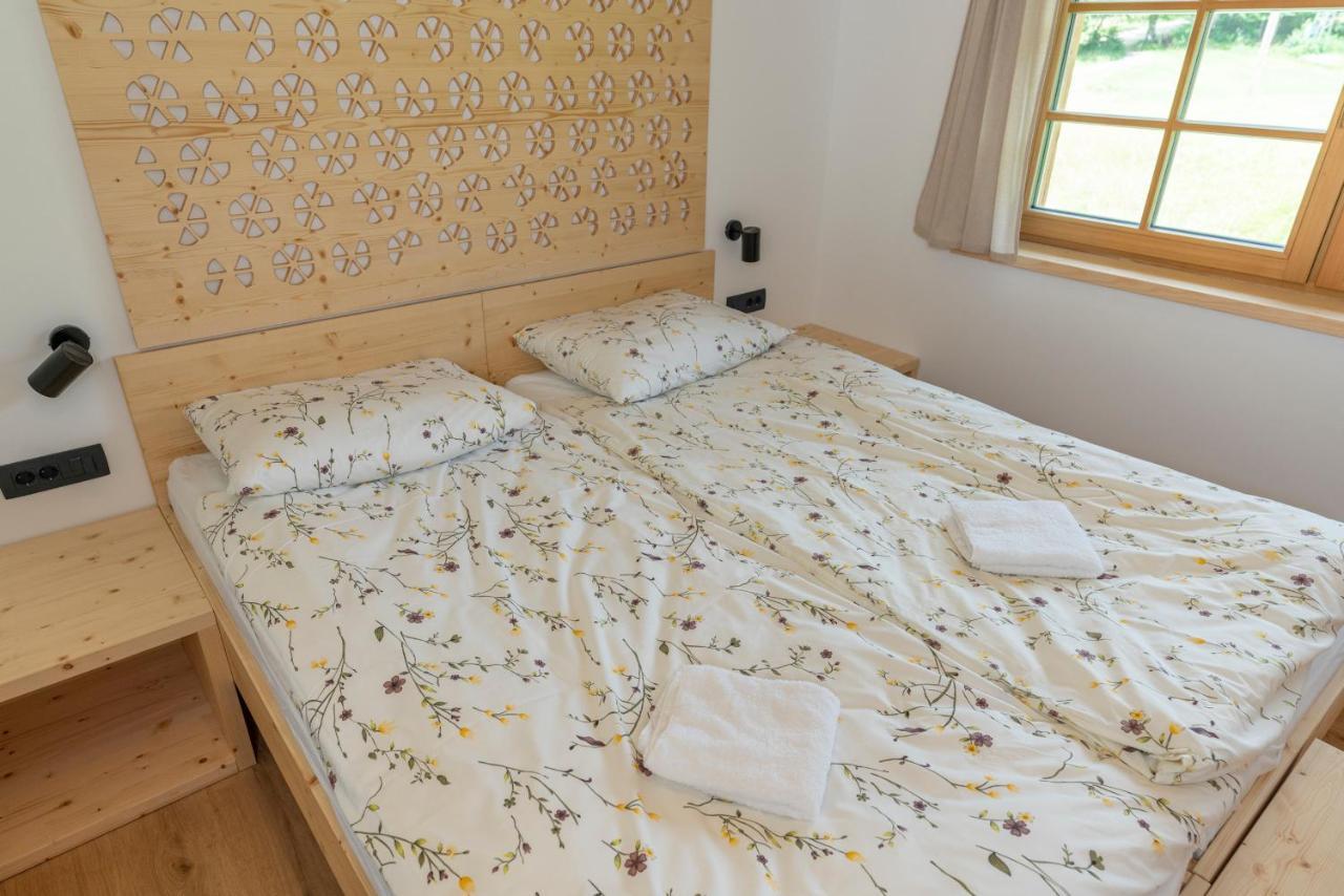 Planinska Koca Na Uskovnici Hotell Srednja Vas v Bohinju Exteriör bild