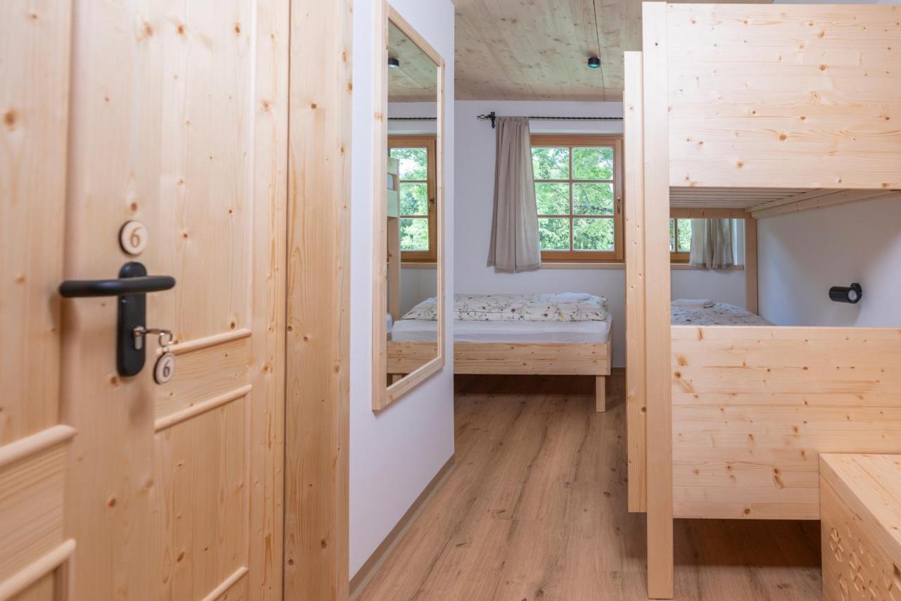 Planinska Koca Na Uskovnici Hotell Srednja Vas v Bohinju Exteriör bild