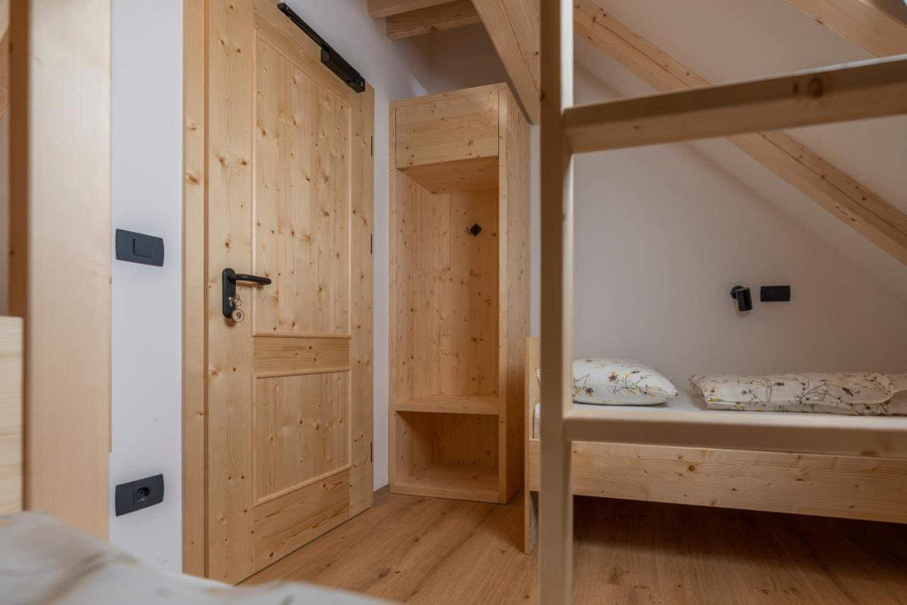 Planinska Koca Na Uskovnici Hotell Srednja Vas v Bohinju Exteriör bild